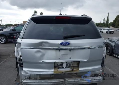 2011 Ford Explorer z USA, uszkodzony, nr VIN 1FMHK7B8XBGA38785